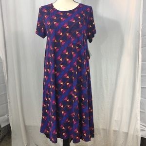 NWT LuLaRoe Carly Triangle Geometric Pattern Sz M